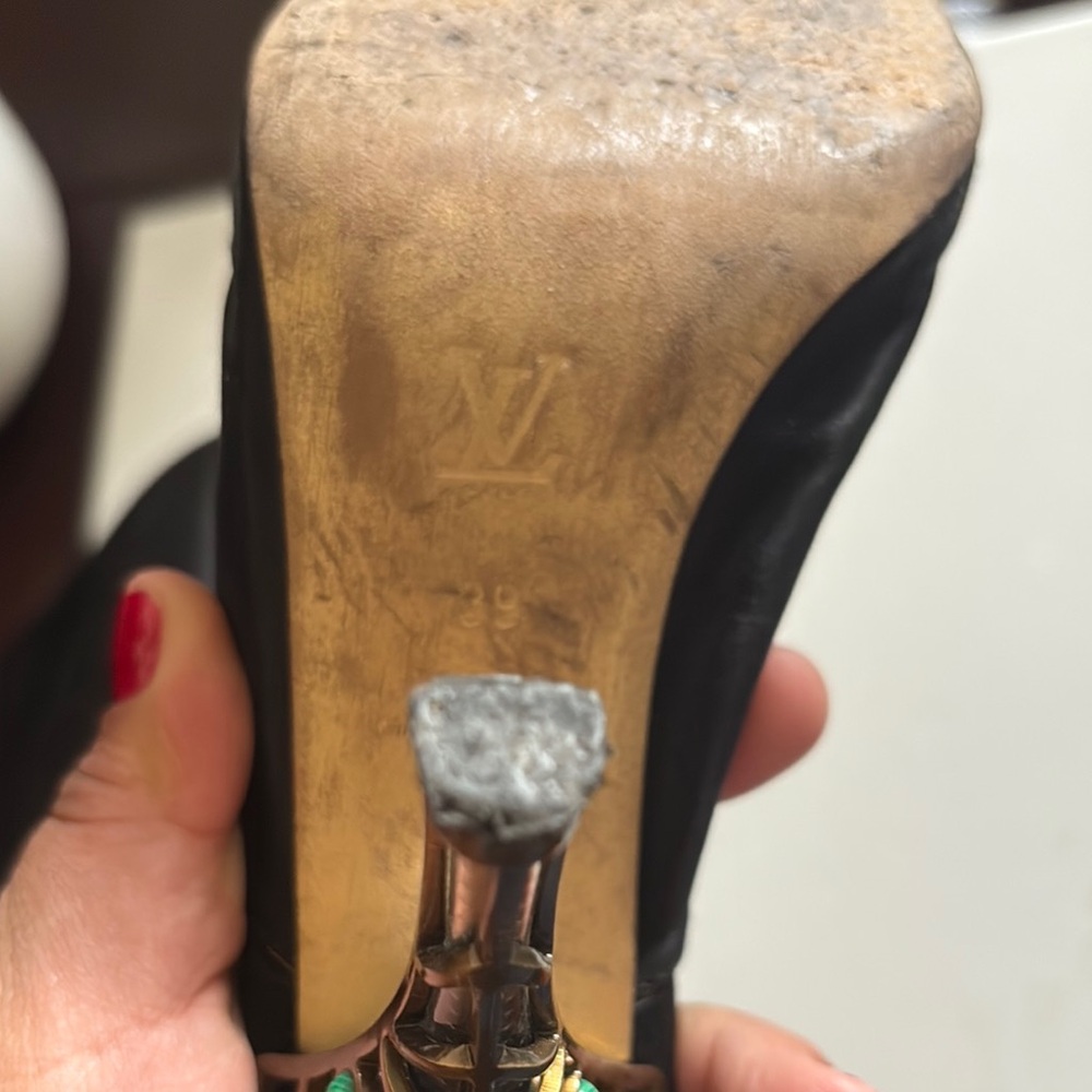 Louis Vuitton Black and Gold Mules - Picture 4 of 5